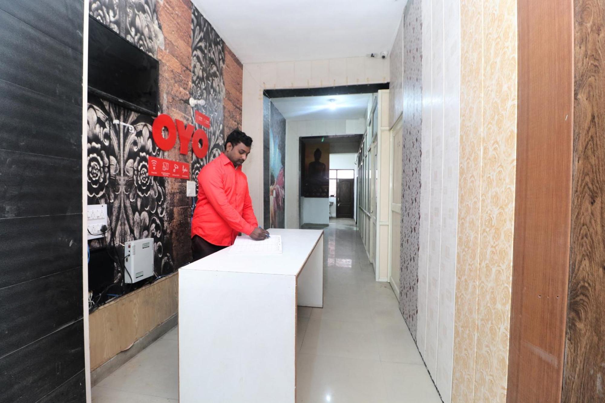 OYO 26902 Hotel Aryan Plaza Chandīgarh Dış mekan fotoğraf